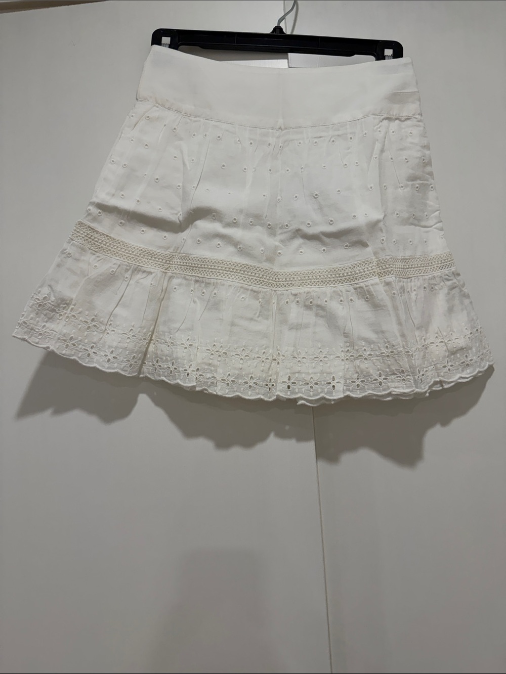 Club Monaco White Eyelet Tiered Skater Skirt